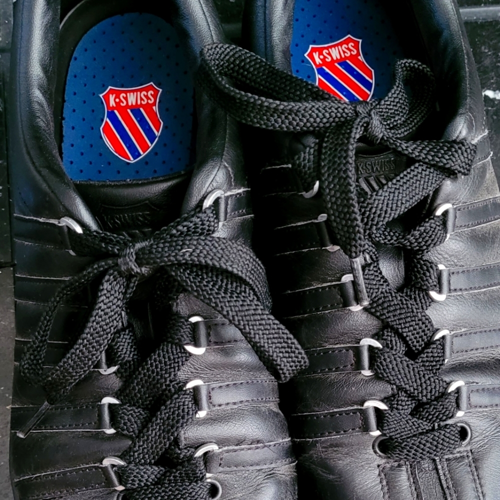 K Swiss black classics